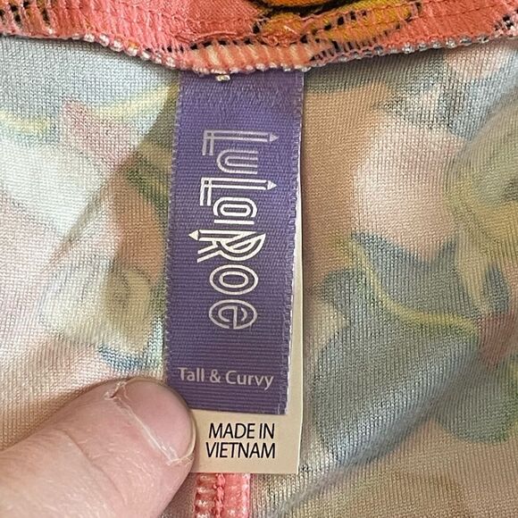 LuLaRoe Womens TC Pink Disney’s Donald Duck Ankle-Length Leggings Adult XL Comfy - Picture 13 of 15